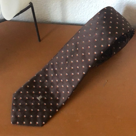 Lanvin New York • Paris Classic Brown Silk Tie - Picture 3 of 6